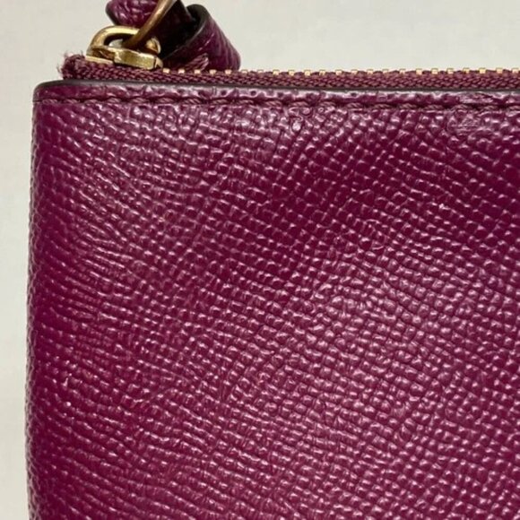 Coach Women's Small Corner Zip Wristlet Pouch Wallet Purse Purple Plum GUC - Picture 7 of 15